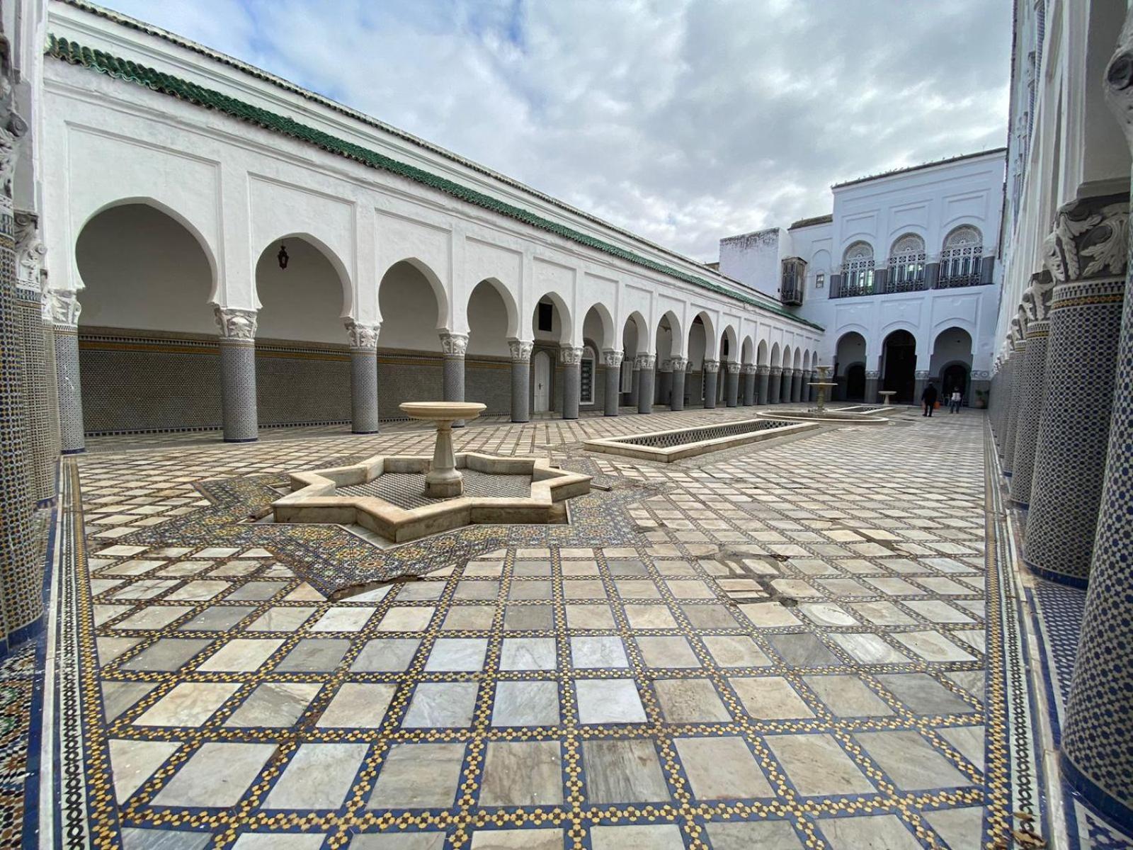 Youssef Fez Kültér fotó