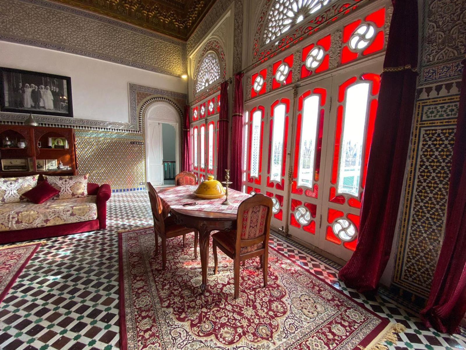 Youssef Fez Kültér fotó